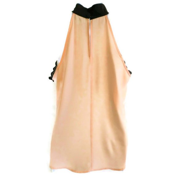 New York & Co Blouse Peach Pintucks Black Lace Panel Sleeveless Shell M - Picture 3 of 9